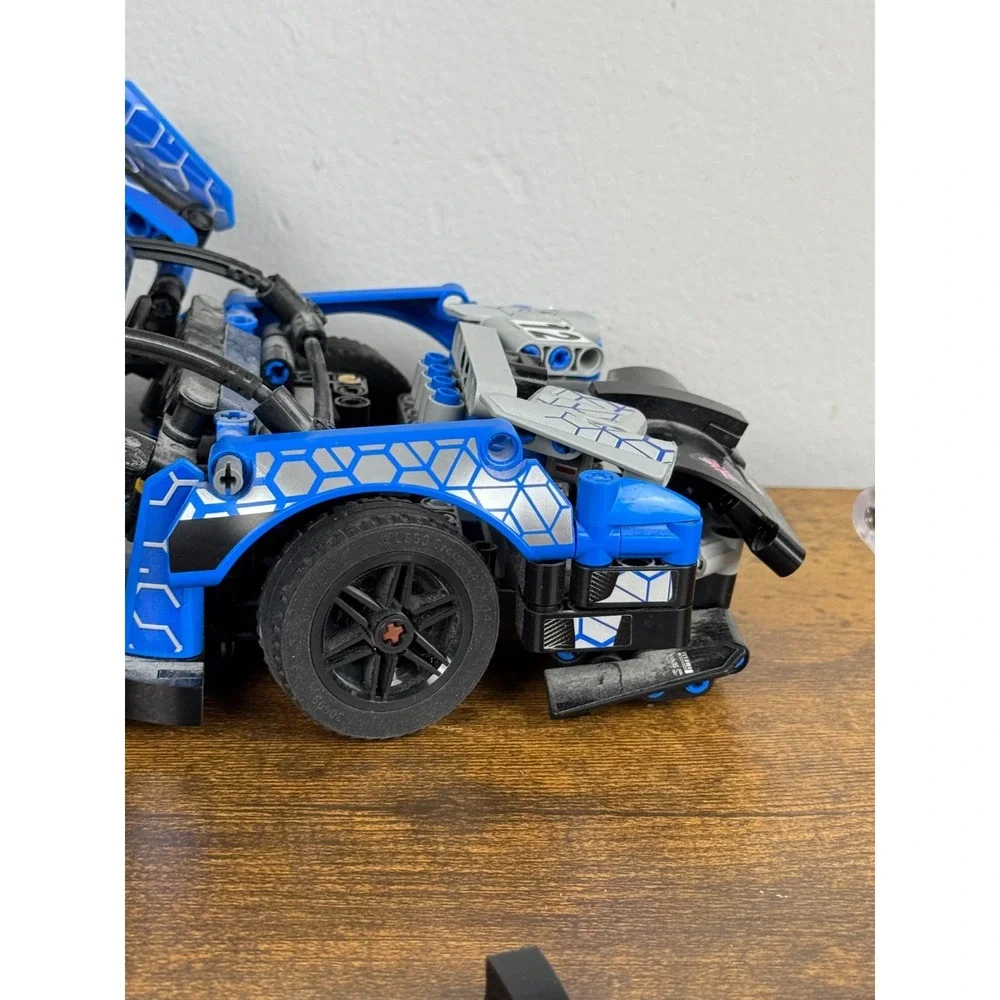 LEGO Technic McLaren Senna GTR 42123 Blue‎ Race Car Model – 98% Complete - Picture 12 of 16